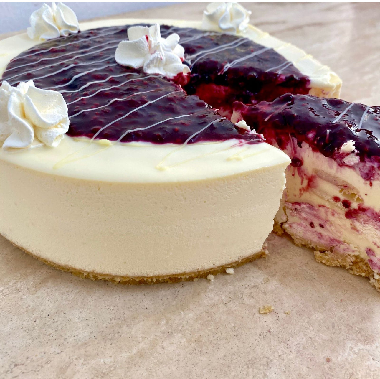 Grande Frutos Rojos con Chocolate Blanco